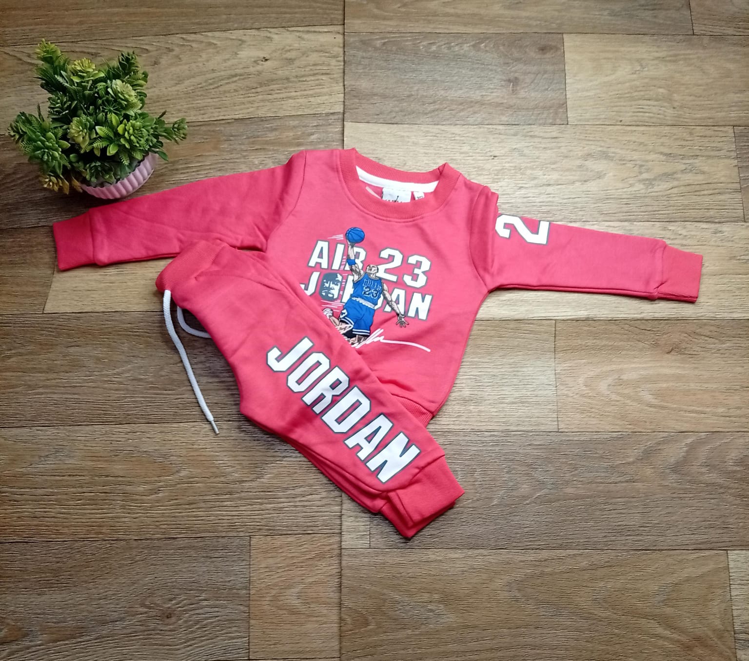 Kid's clothes